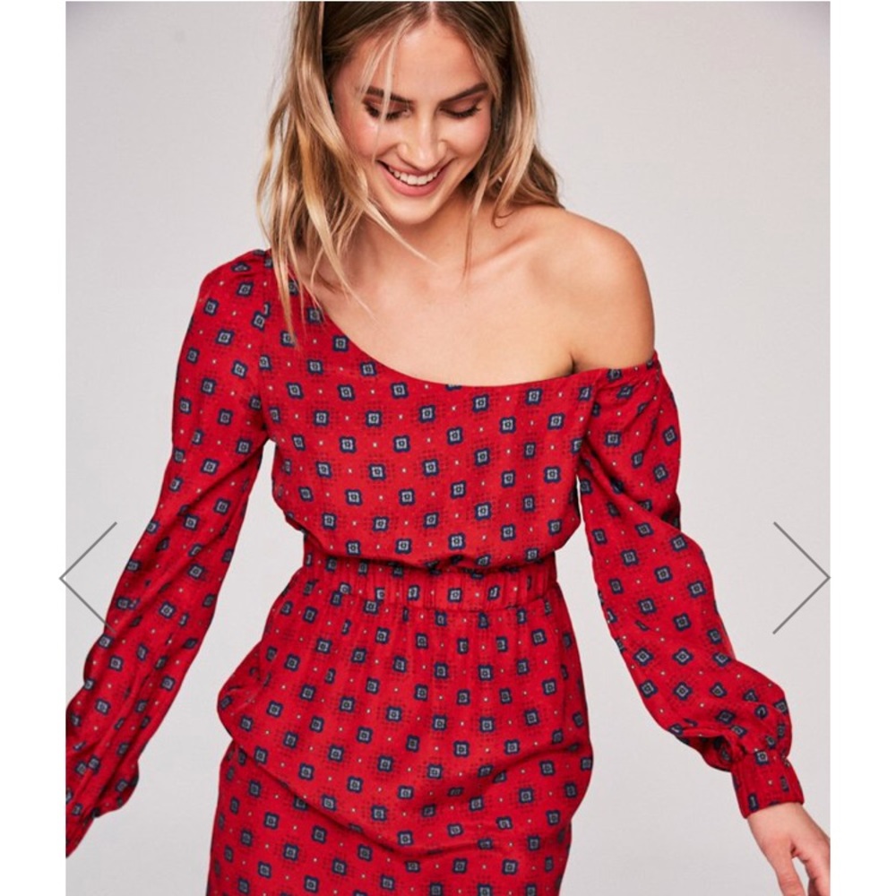ISO Stone cold fox John dress size 0
